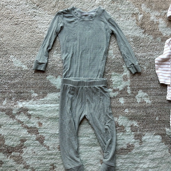 Plain Jane kids matching top and bottom Stretch Polyester 12-18 - Picture 1 of 2